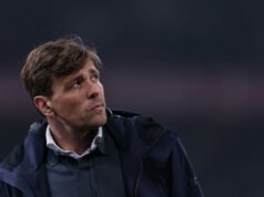 Estratégia de transferência ruim? Chefe do Werder sobre o trabalho de Clemens Fritz