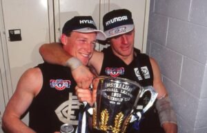 O campeão do Carlton, Peter Dean, foi levado às pressas para o hospital após suposto ataque em Albury