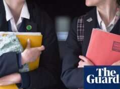 Pais de escolas particulares são alvo de fraudadores que roubam pagamentos de taxas. Golpes