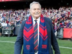Estrada Brunton Avenue, na fronteira com MCG com Melbourne, receberá o nome de Ron Barassi