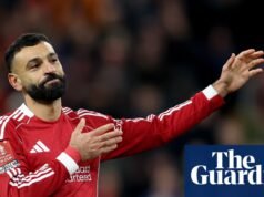 Mohamed Salah está em ótima forma na vitória do Liverpool sobre o Brighton. xícara