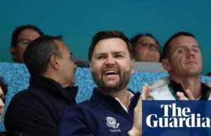 A primeira aparição olímpica de JD Vance vem com mais fotos dos protestos nos Jogos Olímpicos de Inverno de 2026