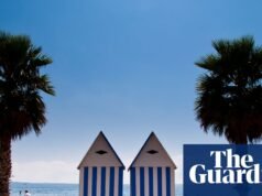 ‘Um paraíso natural’: as belas férias na lagoa azul do sul da França na França