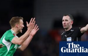 Kavanagh foi excluído da rodada da Premier League devido a erros de arbitragem após a derrota do Villa para o Newcastle