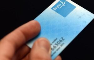 Os custos do seguro saúde deverão aumentar depois que o governo federal aprovou aumentos de prêmios.