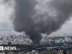 Como o mundo reagiu aos ataques dos EUA e de Israel ao Irão