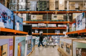 Os americanos estão pagando o preço das tarifas, apesar das afirmações do presidente Trump