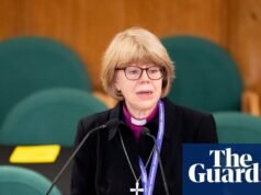 O Sínodo Geral da Igreja da Inglaterra interrompe o trabalho sobre a igualdade LGBTQ+. Anglicanos