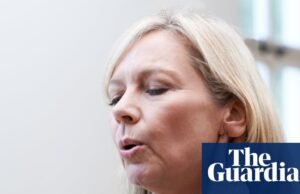 ‘Corrida do ouro da menopausa’? Especialistas alertam para marcas que capitalizam as características das mulheres. menopausa