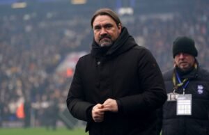 O técnico do Leeds, Daniel Farke, não estará longe de sonhar com a glória na copa
