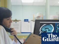 Proibição do NHS de recrutamento para unidades de câncer míope e perigosa, médicos alertam sobre o câncer