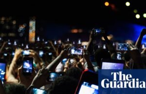 ‘Claro, acabou’: locais do Brooklyn alvo de roubos de telefones em massa durante festivais de música Brooklyn
