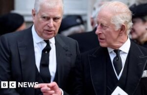 Legisladores dos EUA disseram à BBC que Andrew deveria testemunhar sobre os arquivos de Epstein