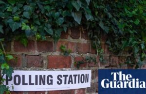 Porque é que o governo reverteu a sua decisão de adiar 30 eleições locais em toda a Inglaterra? | eleições locais