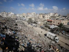 Agência da ONU começa a limpar o gigantesco depósito de lixo da Cidade de Gaza em meio a riscos crescentes para a saúde