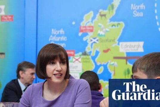 Os ministros estão a fazer lobby para evitar a revolta trabalhista sobre o envio de mudanças. política educacional