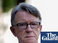 Como foi revelada a profundidade do relacionamento de Peter Mandelson com Jeffrey Epstein. Pedro Mandelson