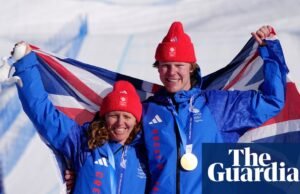 Banks e Nightingale ganham equipe mista de snowboard cross pelo primeiro ouro olímpico da Grã-Bretanha nas Olimpíadas de Inverno com Neve de 2026