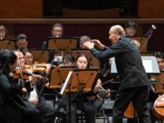 A pianista russa Polina Osetinskaya e o maestro Gabor Takacs-Nagy encantam o público com Bach e Schumann