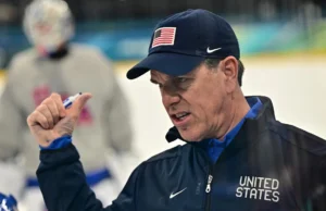 Hóquei no Gelo – Treinador diz que os EUA permaneceram energizados mesmo após o gol ser cancelado