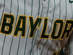 Tyus Armstrong, de Baylor, faz história no beisebol com três Grand Slams na abertura da temporada