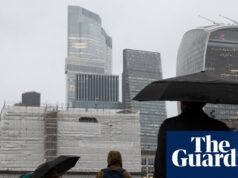 A taxa de desemprego da Grã-Bretanha sobe para 5,2%, o nível mais alto em quase cinco anos Economia