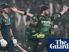 A pior derrota da Austrália no T20 no último amistoso da Copa do Mundo, no Paquistão. seleção australiana de críquete