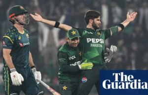 A pior derrota da Austrália no T20 no último amistoso da Copa do Mundo, no Paquistão. seleção australiana de críquete