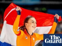 Femke Kok acabou com as esperanças de Jackson de manter seu título olímpico ao dominar a patinação de velocidade dos 500m. Olimpíadas de Inverno de 2026