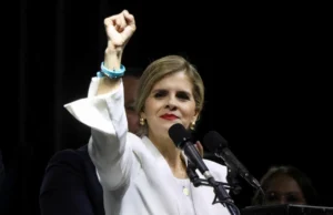 A próxima presidente da Costa Rica, Laura Fernández, pretende continuar seu caminho populista