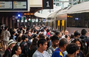 Falha de sinal na Prefeitura causa atrasos nas principais linhas ferroviárias de Sydney