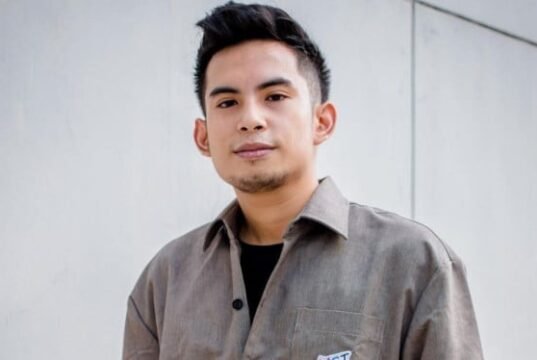 Mamãe diz claramente que não gosta da nova namorada de Okin, das pegadinhas de Maia Astente durante a faculdade