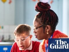 Enviar provisões deixando áreas carentes da Inglaterra ‘para trás’, relatório constata necessidades educacionais especiais