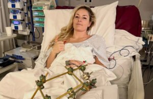 Lindsey Vonn diz aos fãs ‘não fiquem tristes’ na atualização pós-cirurgia, relembra onde ela estava mentalmente no momento do acidente