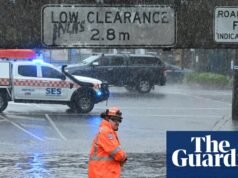 As últimas chuvas do verão colocaram os estados do sul em alerta contra enchentes e Sydney em alerta para tubarões-touro Austrália Clima