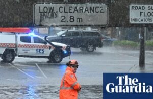 As últimas chuvas do verão colocaram os estados do sul em alerta contra enchentes e Sydney em alerta para tubarões-touro Austrália Clima