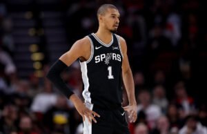 NBA forçada a adiar o jogo Spurs-Magic após a tempestade de inverno, problemas de viagem impedem o Spurs de deixar Charlotte
