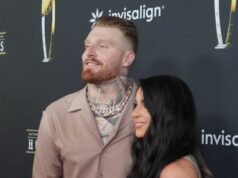 Max Crosby dos Raiders homenageia sua ‘rainha e princesa’ na mensagem do Dia dos Namorados