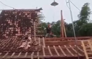 Homem viral em Grobogan desesperado para dividir a casa em duas, suposto gatilho de infidelidade?