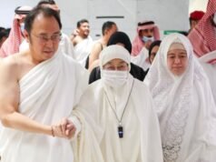 O momento em que Megawati e sua família realizam a Umrah para dar as boas-vindas ao Ramadã