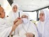 O momento em que Prananda ajudou Tahlul Megawati e Puan juntos durante a Umrah