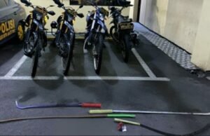 Brimob matou jovens por lutarem no leste de Jacarta, 5 pessoas portando 4 armas foram presas