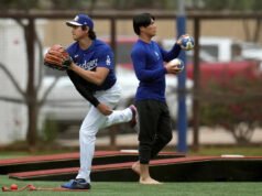 A jornada de três turfeiras dos Dodgers começa com Shohei Ohtani e Yoshinobu Yamamoto conquistando o monte no Arizona