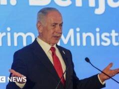 O Irã deve desistir do urânio enriquecido e não produzir mais, disse Netanyahu