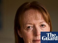 Ex-CEO do hospital diz que pacientes do NHS correm risco de ‘testes simulados’ NHS