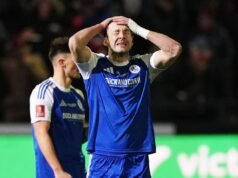 Brentford venceu Macclesfield fora da liga para evitar uma reviravolta na FA Cup