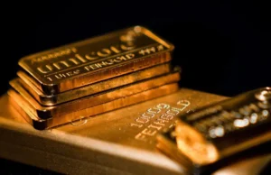 Preços do ouro prolongam a maior queda em mais de 10 anos