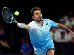 Wawrinka supera diferença de idade de 23 anos para derrotar o adolescente Boogaard em Rotterdam