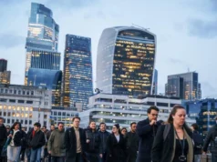 Taxa de desemprego no Reino Unido sobe para 5,2%, nível mais alto em cinco anos