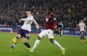 Michael Carrick frustrado com a falta de exibição do Manchester United no empate do West Ham United